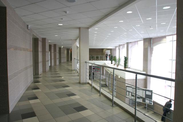 Interior Grade Compact Laminates for Corridor By Greenlam