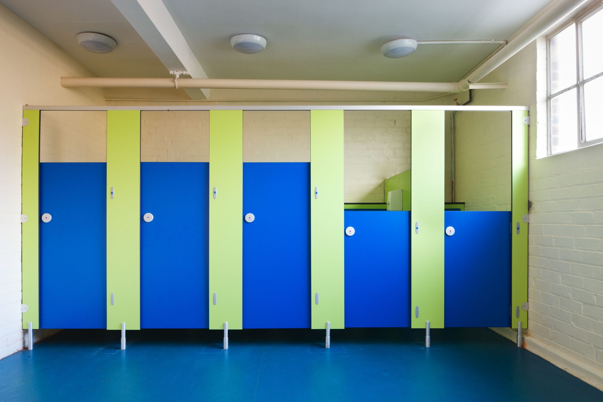 High Grade Toilet Cubicles By Greenlam